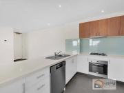 “Biggest 1 bedroom in Footscray !”