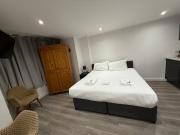 Bills included Contained Flat available BN21