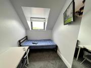 Bills Included Flat, Radcliffe Road, 4 Bedroom Apartment