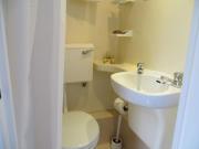 BILLS INCLUDED STUDIO FLAT TO RENT IN HAMMERSMITH,...