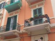 BILOCALE AL 3^ PIANO ARREDATO FITTASI SOLO TRASFERTISTI...