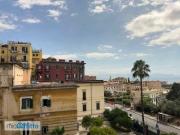 Bilocale arredato Chiaia