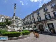 Bilocale arredato Chiaia