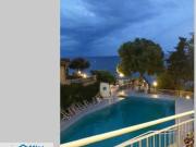 Bilocale arredato con piscina Marina di andora