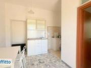 Bilocale arredato con terrazzo Acilia, vitinia, ostia...