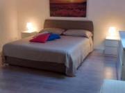 Bilocale arredato con terrazzo Centro