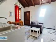 Bilocale arredato con terrazzo Centro Bilocale arredato con terrazzo Centro