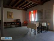 Bilocale arredato con terrazzo Centro