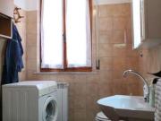Bilocale arredato con terrazzo Centro