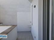 Bilocale arredato con terrazzo Centro