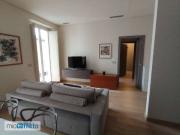 Bilocale arredato con terrazzo Centro