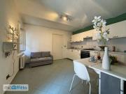 Bilocale arredato con terrazzo Centro