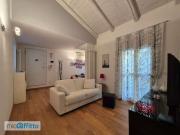 Bilocale arredato con terrazzo Centro