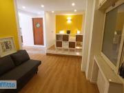 Bilocale arredato con terrazzo Chiaia