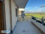 Bilocale arredato con terrazzo Eur, laurentino,...