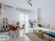 Bilocale arredato con terrazzo Eur, laurentino,...