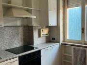 Bilocale arredato con terrazzo P.ta genova, romolo, solari Bilocale arredato con terrazzo P.ta genova, romolo, solari