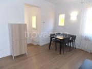 Bilocale in affitto a Bologna via Cartoleria, Santo Stefano