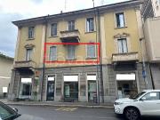 Bilocale in affitto a Erba via Plinio, 4