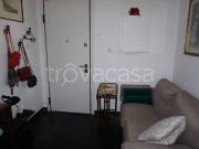 Bilocale in affitto a Genova via Tortosa, 9, Marassi
