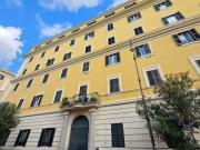 Bilocale in affitto a Monti, Roma