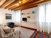 Bilocale in affitto a Venezia, Accademia Salute