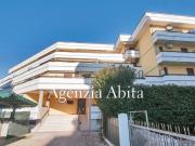 Bilocale in vendita a Caorle via Andrea Doria, 4