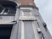 Bilocale in vendita a Milano, Solari