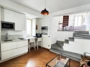 Bilocale in vendita a Milano via Edmondo De Amicis, 4,...