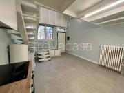 Bilocale in vendita a Milano via Giacinto Bruzzesi, 25,...