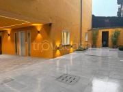 Bilocale in vendita a Milano via Merano, 11, Rovereto