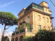 Bilocale in vendita a Roma via Annibal Caro, 3,...