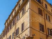 Bilocale in vendita a Roma via dei Greci, Piazza del Popolo