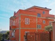 Bilocale in vendita a Roma via delle Vigne, 58b, Trullo...