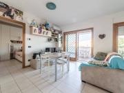 Bilocale in vendita a Roma via Filippo Cremonesi, 31,...