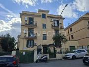 Bilocale in vendita a Roma via Lucio Fauno, San Basilio