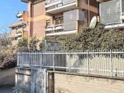 Bilocale in vendita a Roma via Vito Sinisi, 71, Tomba di...