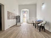 Bilocale in vendita a Taranto via regina elena, 98, Borgo