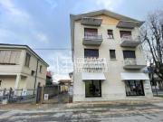 Bilocale in vendita a Varedo via Zara