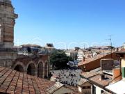 Bilocale in vendita a Verona, Centro Storico