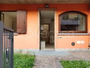 Bilocale in vendita ad Azzano San Paolo via Pasubio, 7