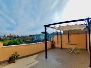 Bilocale in Via di Acqua Bullicante, Roma