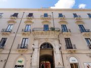 Bilocale ristrutturato in via etnea 299, Catania