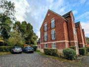 Binfield, Hitherhooks Hill, Bracknell, 2 Bedroom Apartment