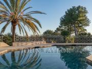 Biot Magnifique Villa dans un Domaine Prestigieux