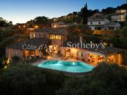 Biot propriété 325 m² avec vue panoramique et piscine au...