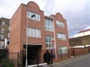 Birkbeck Mews, Dalston E8, 1 bed flat to rent, £1,798...