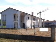 Bi/Tri/Quadrifamiliare in Vendita a Camposampiero