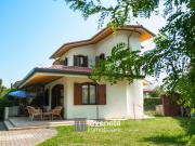 Bi/Tri/Quadrifamiliare in Vendita a Caorle