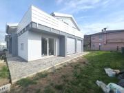 Bi/Tri/Quadrifamiliare in Vendita a Fossò